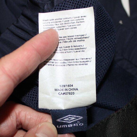 3/$188❤️unworn Umbro ENGLAND 2007-08 Track Top Jacket Windbreaker Embroidered - Picture 15 of 16